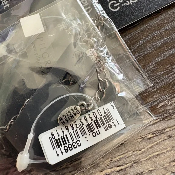 NWT Pilgrim Danish Design Enamel Necklace Silver Tone & Gold  Circle Pendant - Picture 13 of 13